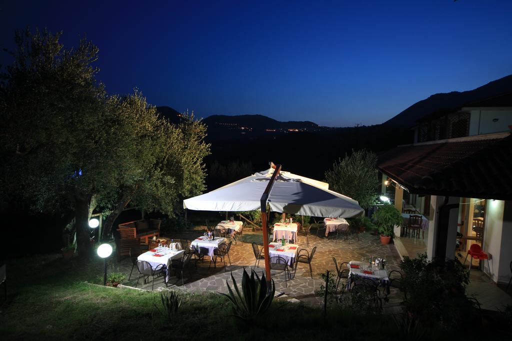 Tenuta Terre Di Bosco Oasi Di Relax Nel Cilento Сан-Джованні-а-Піро Екстер'єр фото