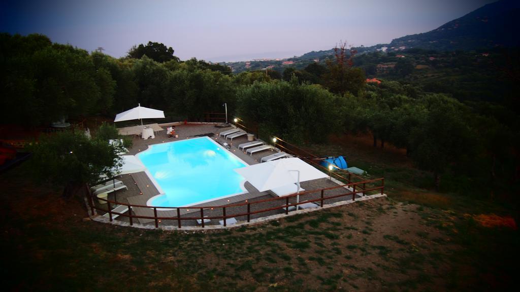 Tenuta Terre Di Bosco Oasi Di Relax Nel Cilento Сан-Джованні-а-Піро Екстер'єр фото