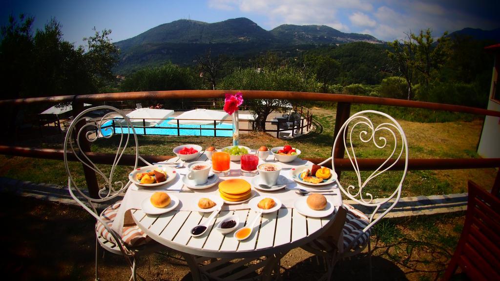 Tenuta Terre Di Bosco Oasi Di Relax Nel Cilento Сан-Джованні-а-Піро Екстер'єр фото