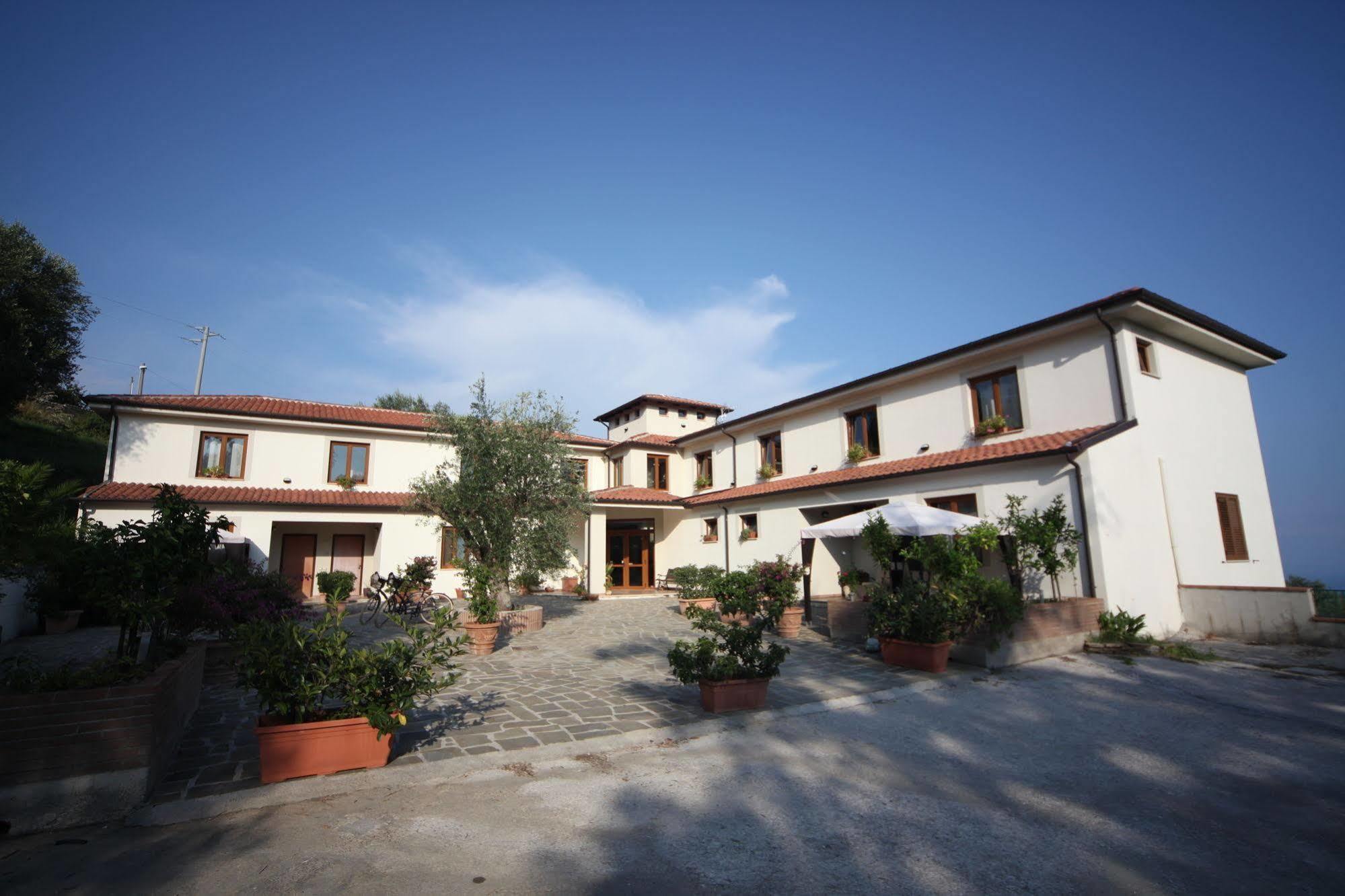 Tenuta Terre Di Bosco Oasi Di Relax Nel Cilento Сан-Джованні-а-Піро Екстер'єр фото